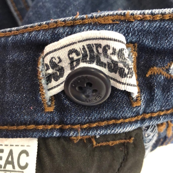 💕Jean Shorts💕 - Picture 4 of 4